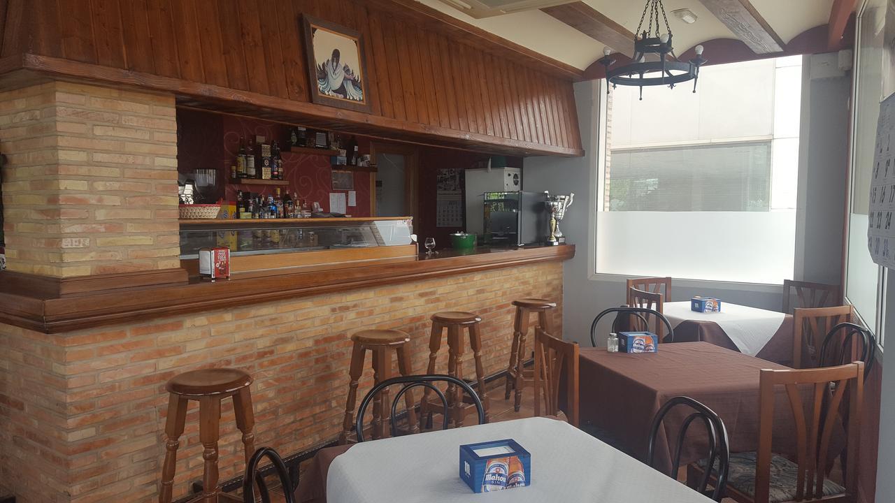 Hotel Banyeres Баньєрес-де-Маріола Екстер'єр фото